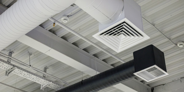 Reformas Integrales de Naves Industriales en Madrid · Instalación de Sistemas de Climatización y Ventilación